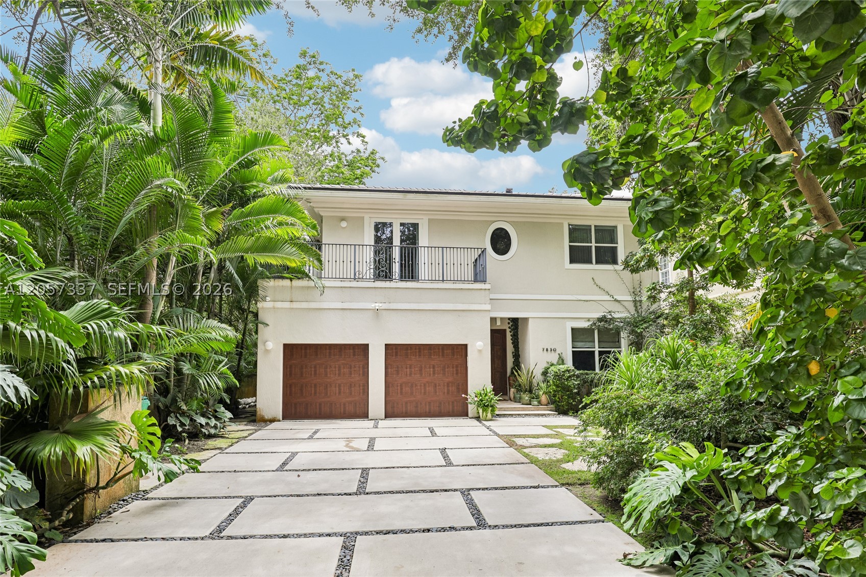 7830 SW 48th Ct, Miami FL 33143