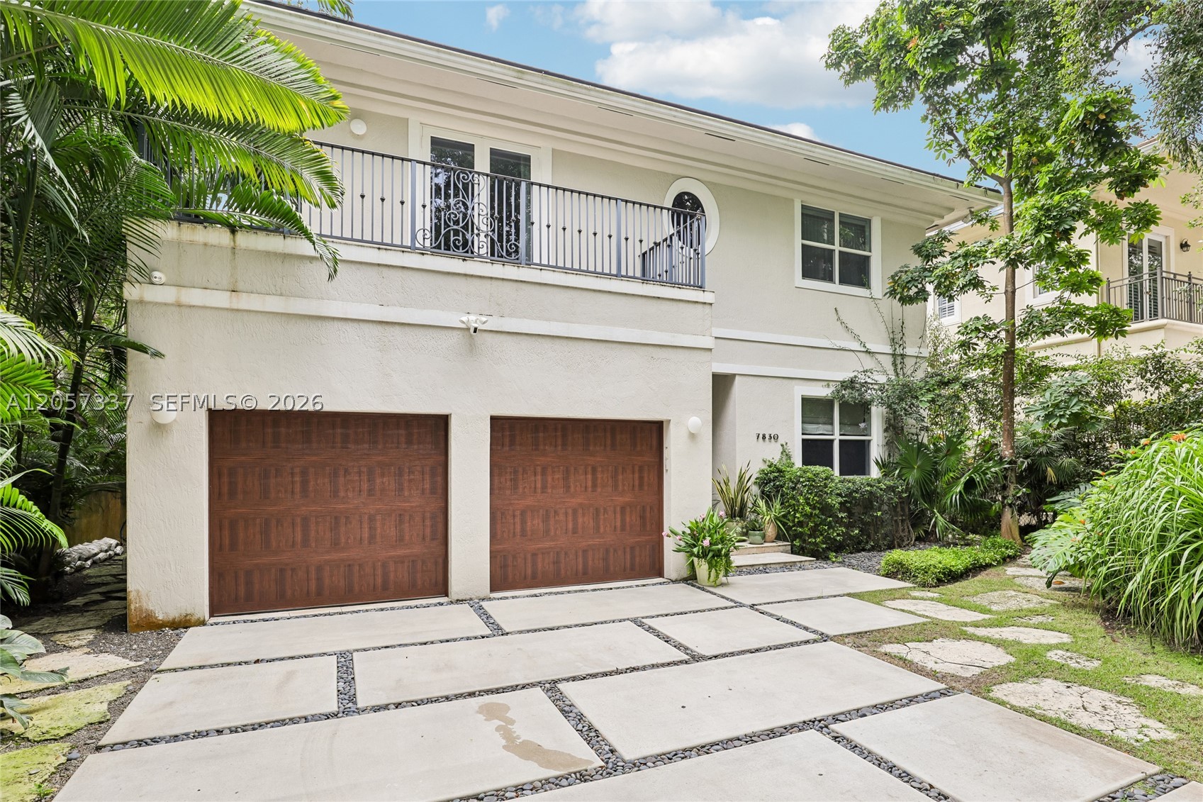 7830 SW 48th Ct, Miami FL 33143