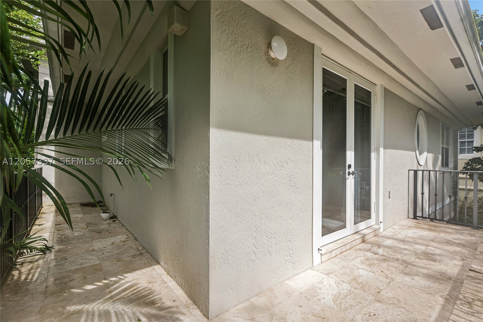 7830 SW 48th Ct, Miami FL 33143