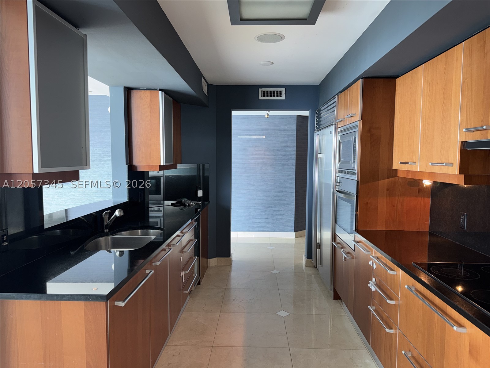 1331 Brickell Bay Dr #2801, Miami FL 33131