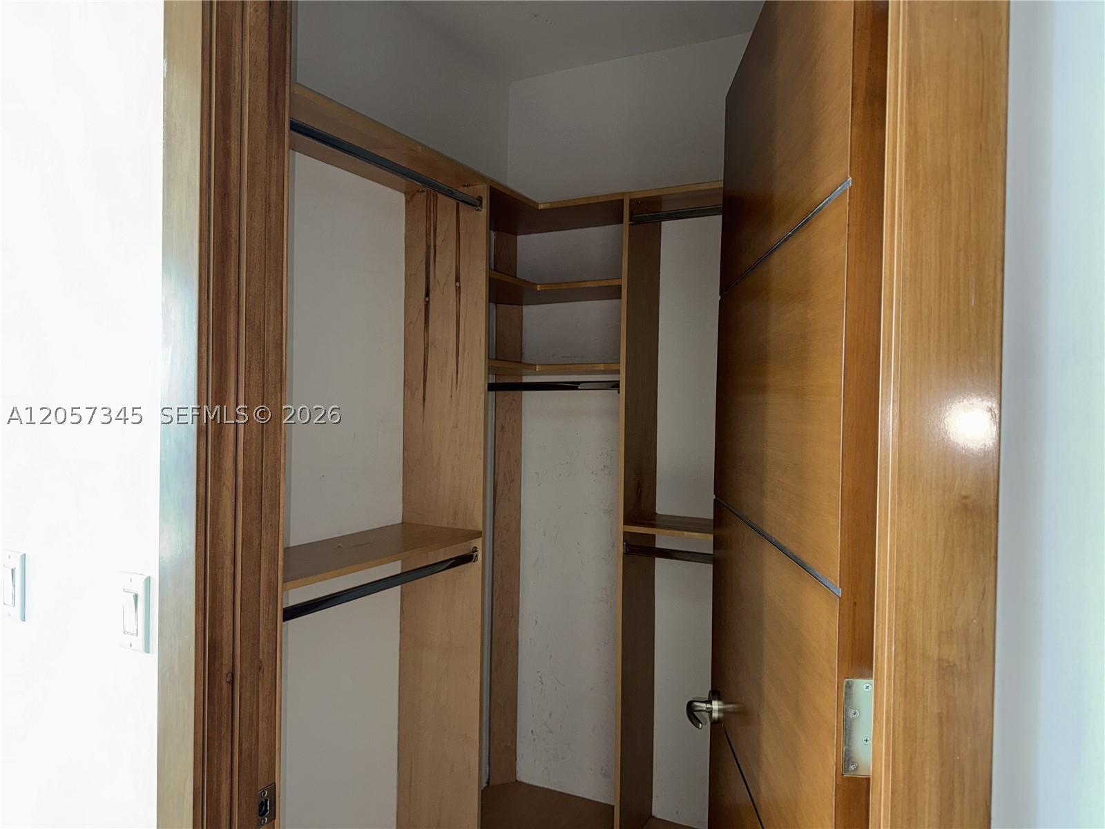 1331 Brickell Bay Dr #2801, Miami FL 33131