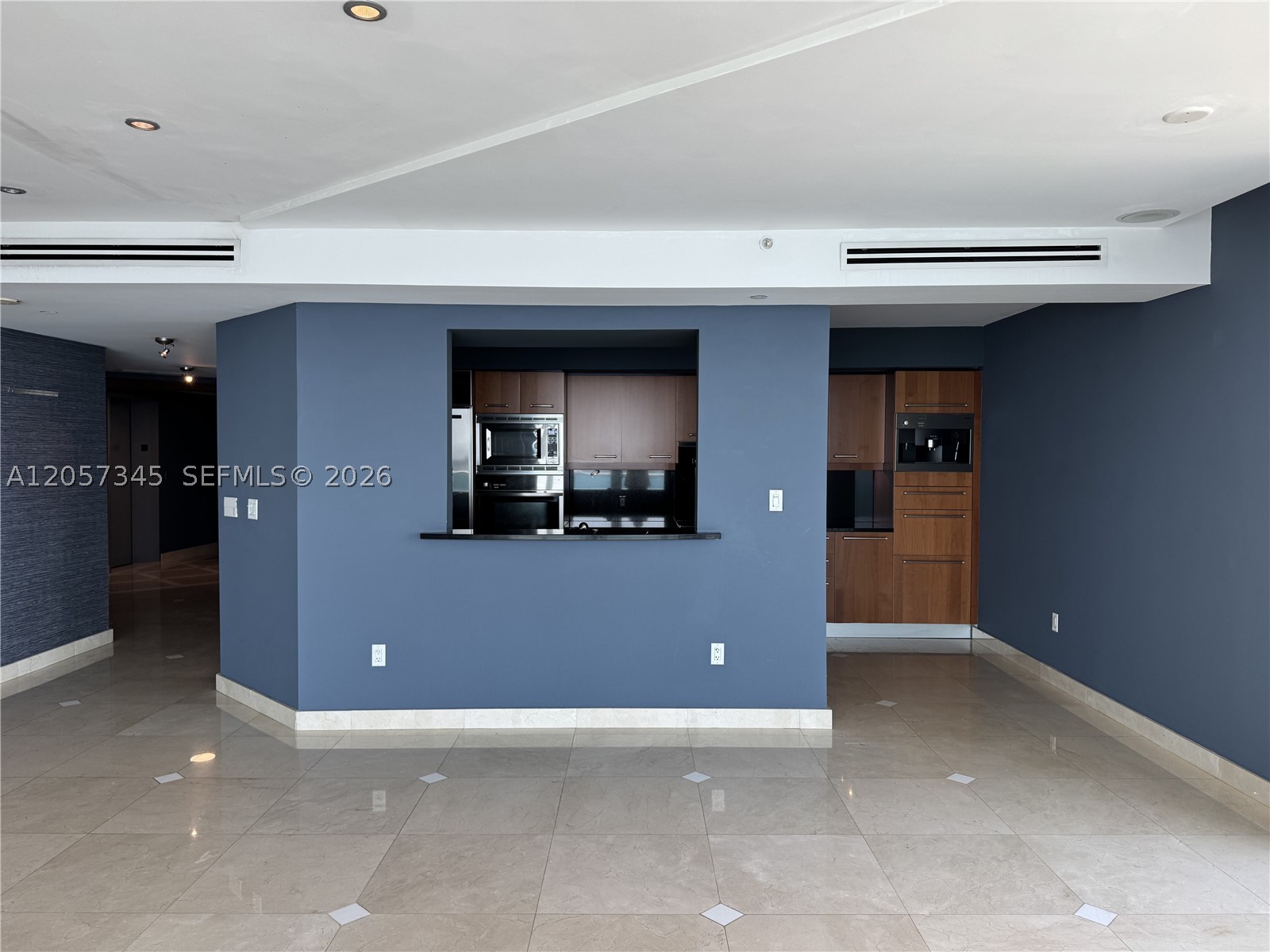 1331 Brickell Bay Dr #2801, Miami FL 33131