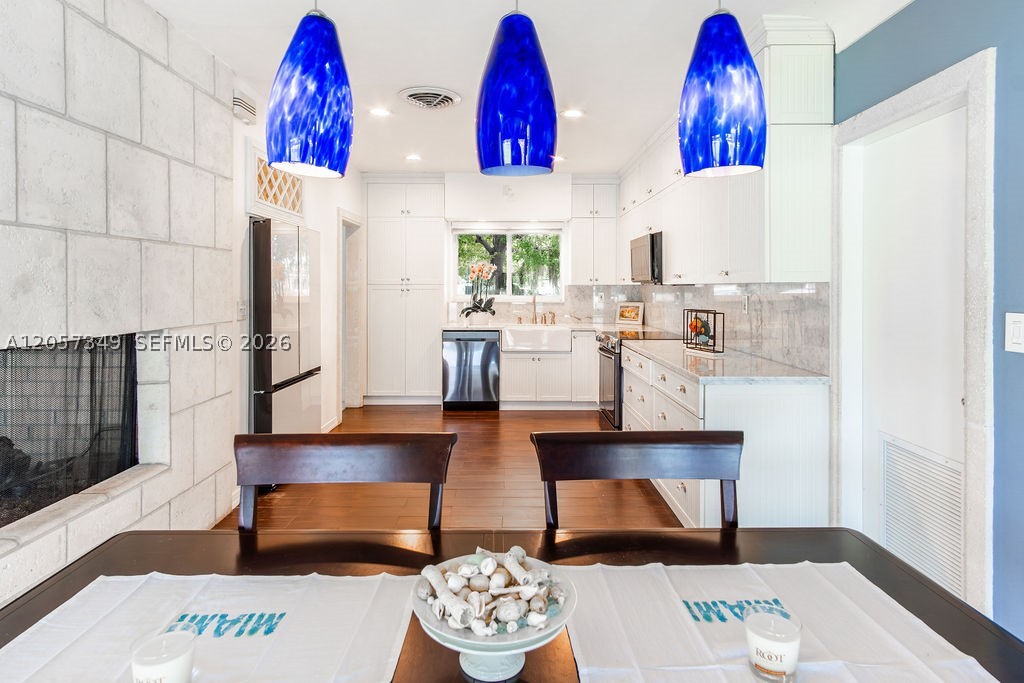 5711 SW 64th Ave, South Miami FL 33143