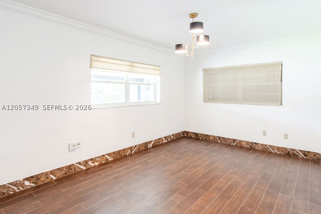 5711 SW 64th Ave, South Miami FL 33143