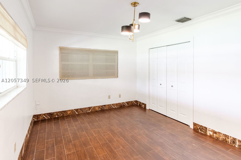5711 SW 64th Ave, South Miami FL 33143