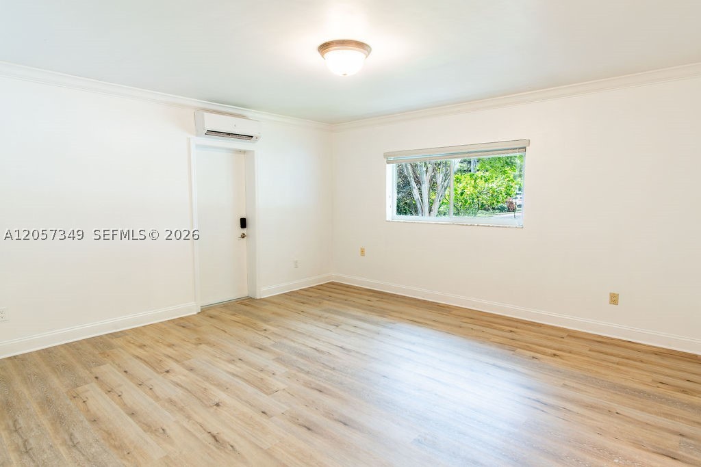 5711 SW 64th Ave, South Miami FL 33143