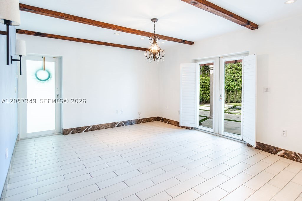5711 SW 64th Ave, South Miami FL 33143
