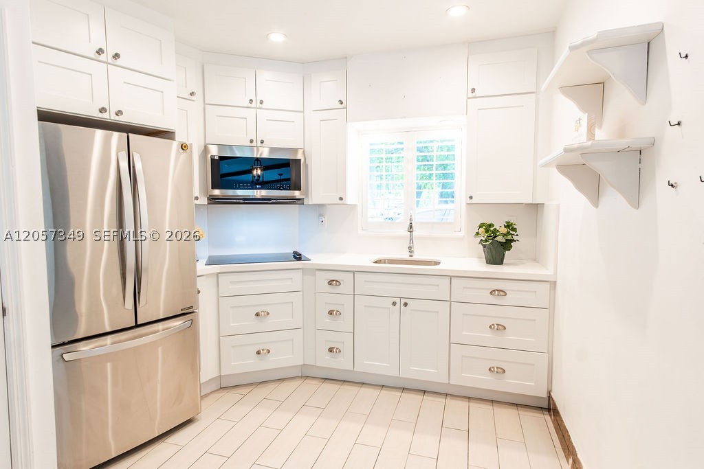 5711 SW 64th Ave, South Miami FL 33143