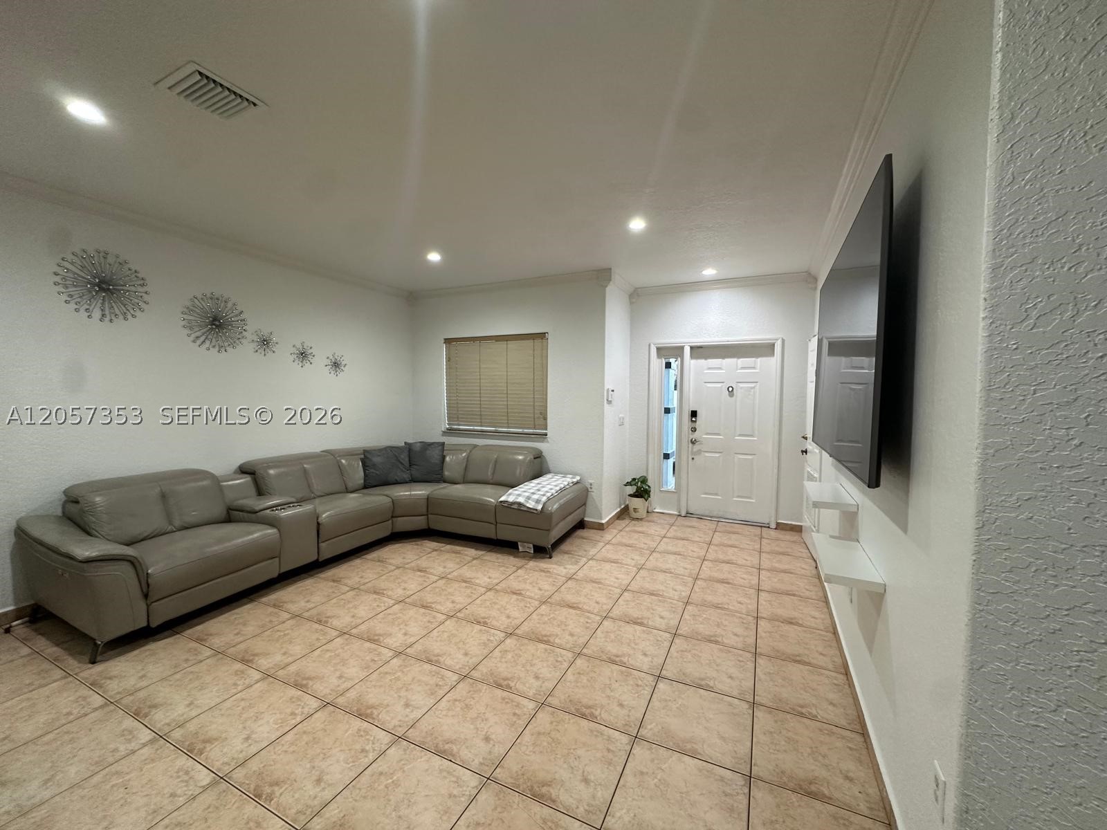 9117 NW 169th St, Miami Lakes FL 33018