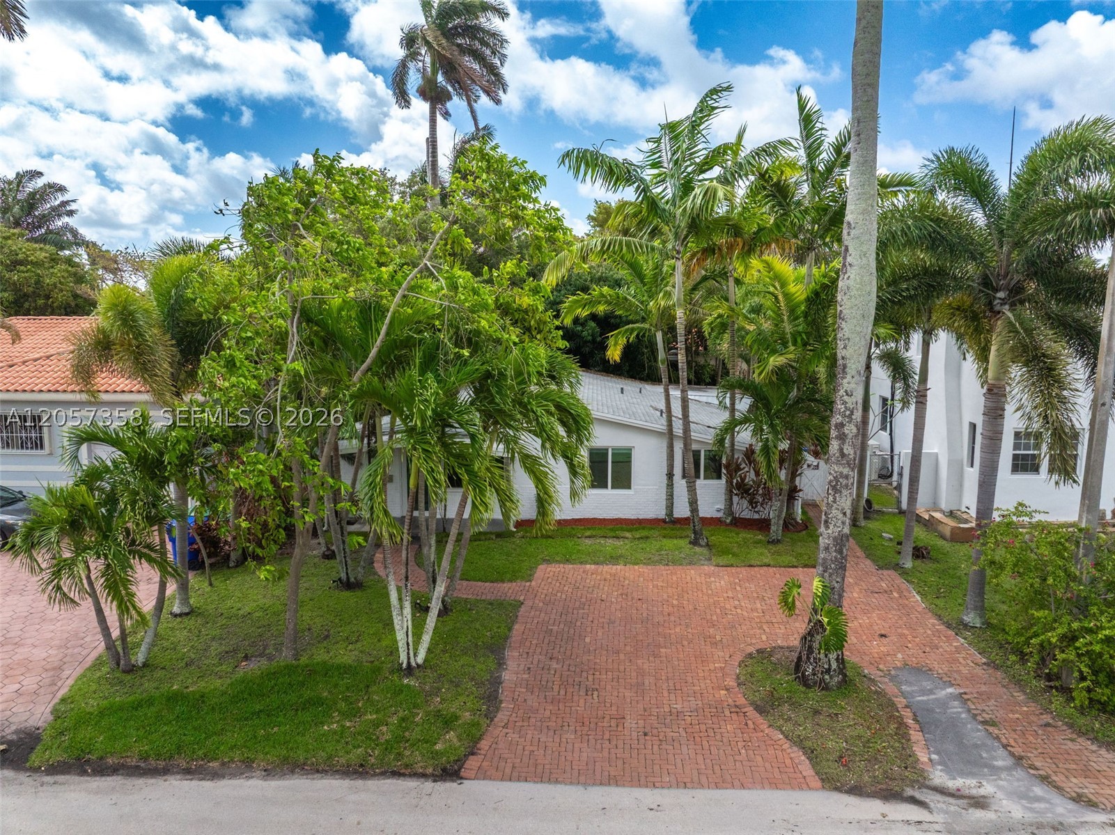 1104 NE 85th St, Miami FL 33138