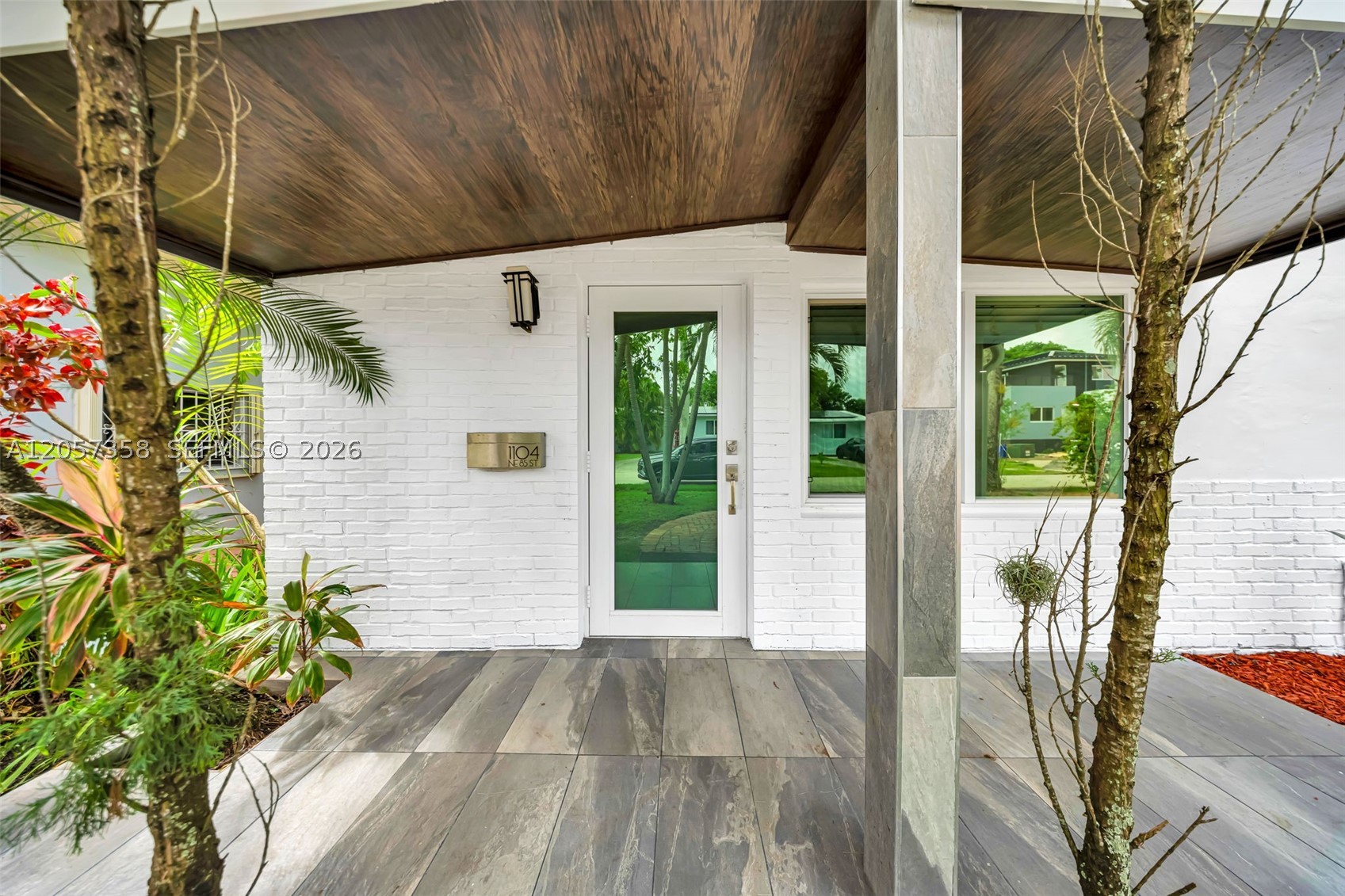 1104 NE 85th St, Miami FL 33138
