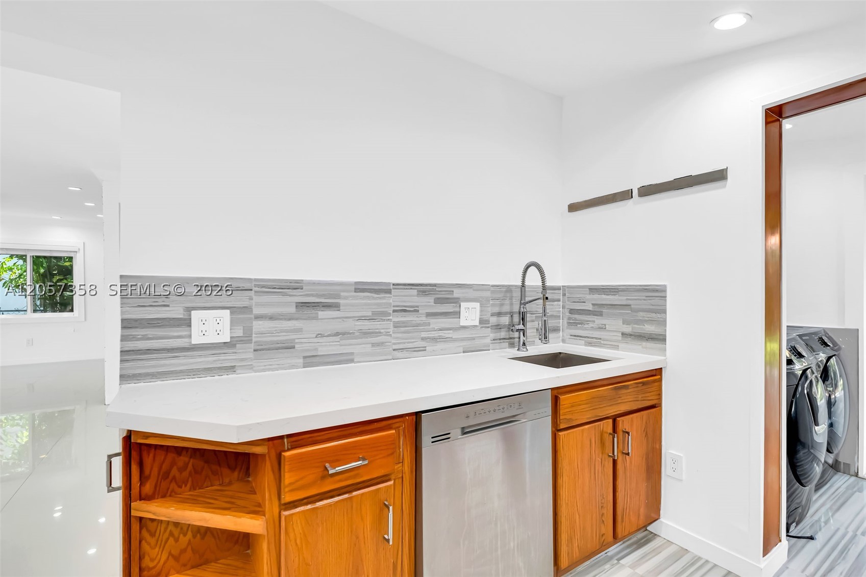 1104 NE 85th St, Miami FL 33138