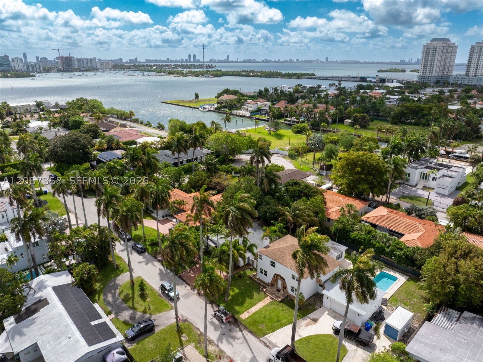 1104 NE 85th St, Miami FL 33138