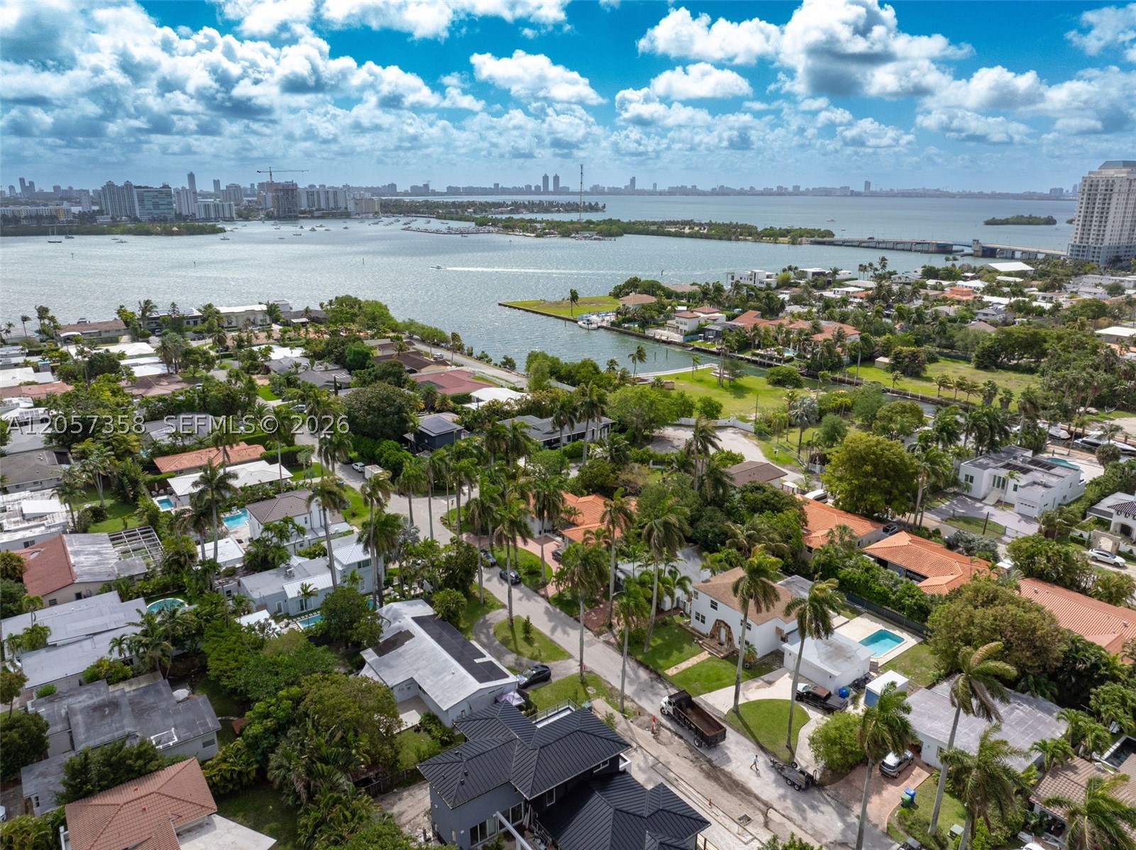 1104 NE 85th St, Miami FL 33138