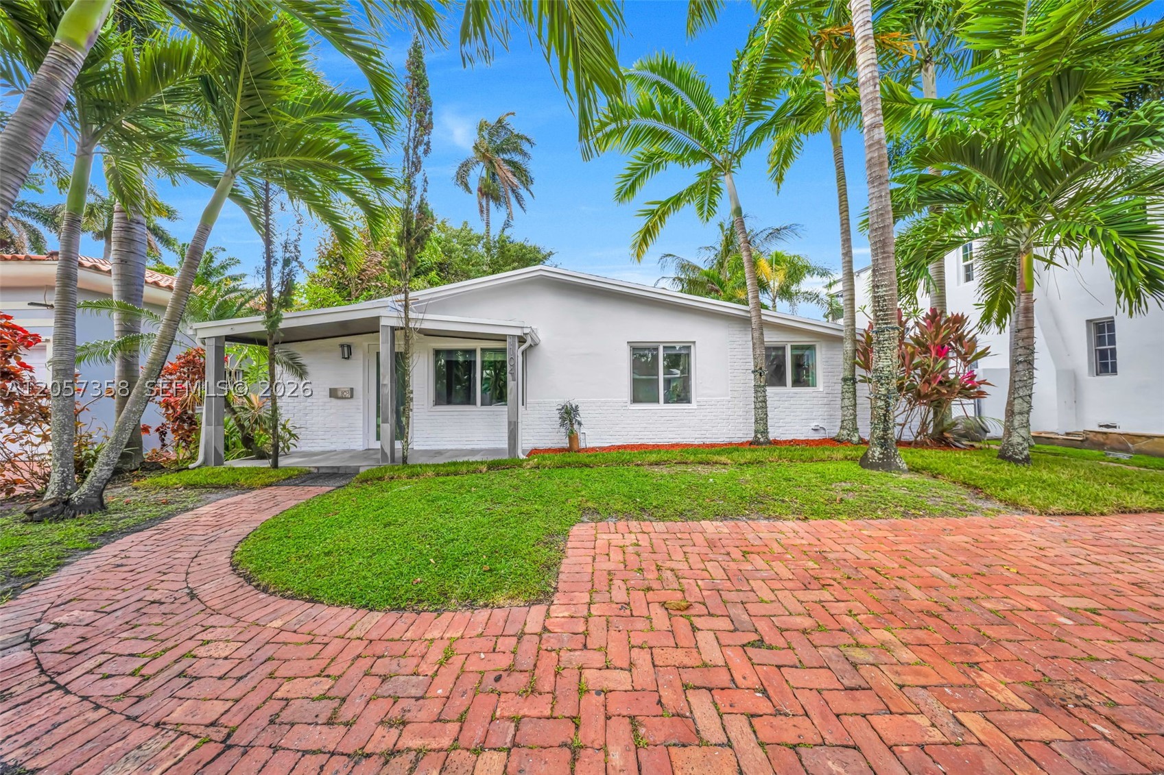 1104 NE 85th St, Miami FL 33138