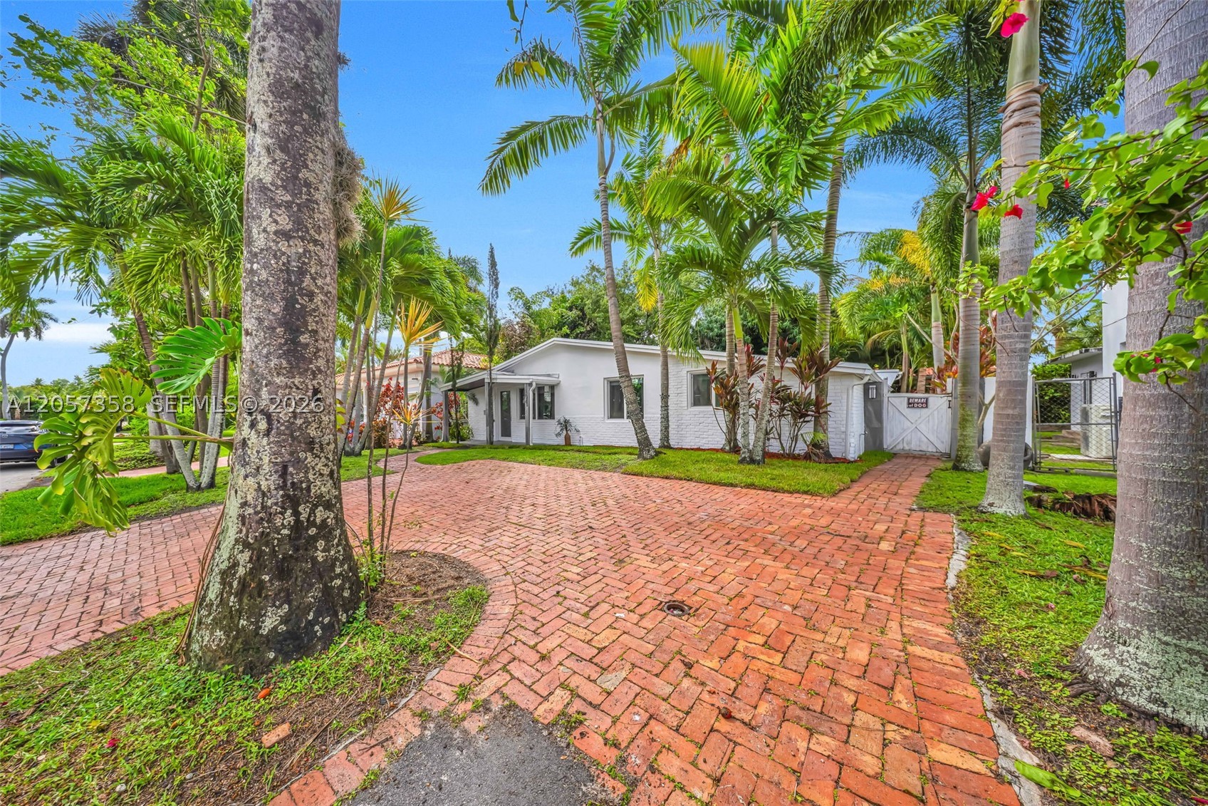 1104 NE 85th St, Miami FL 33138
