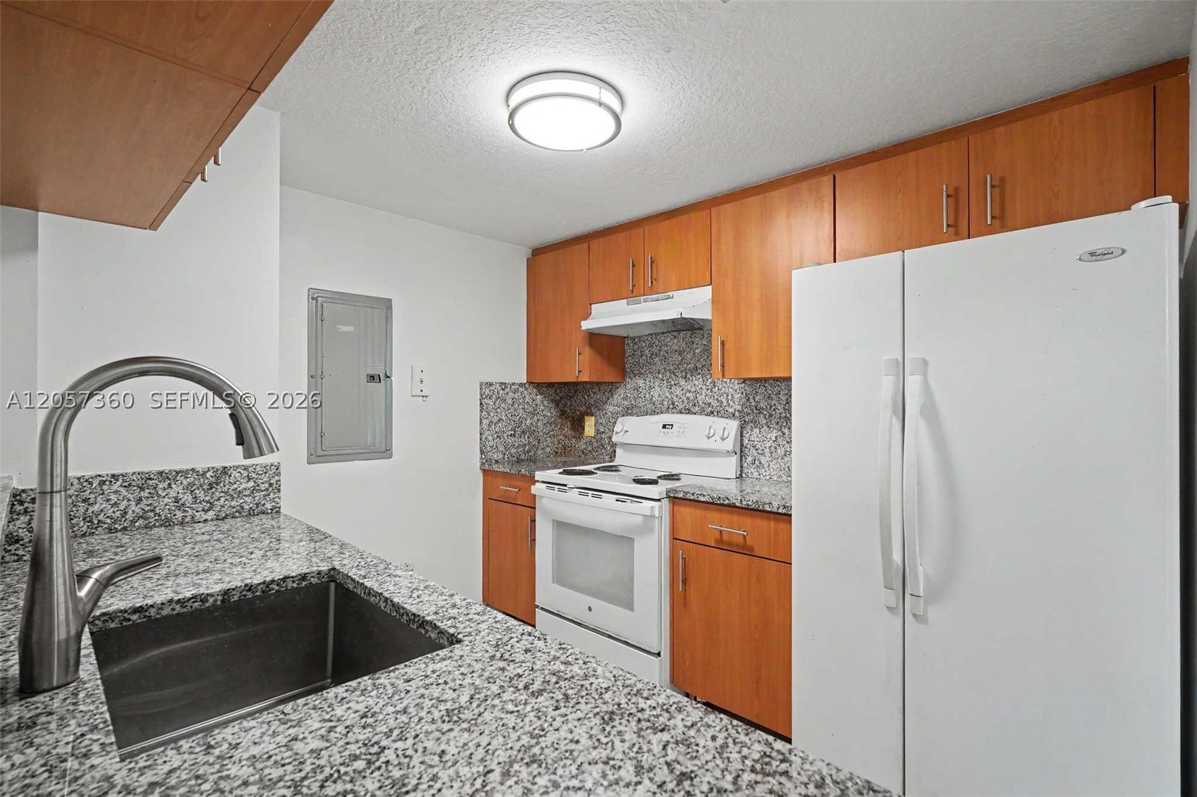 816 NW 11th St #402, Miami FL 33136