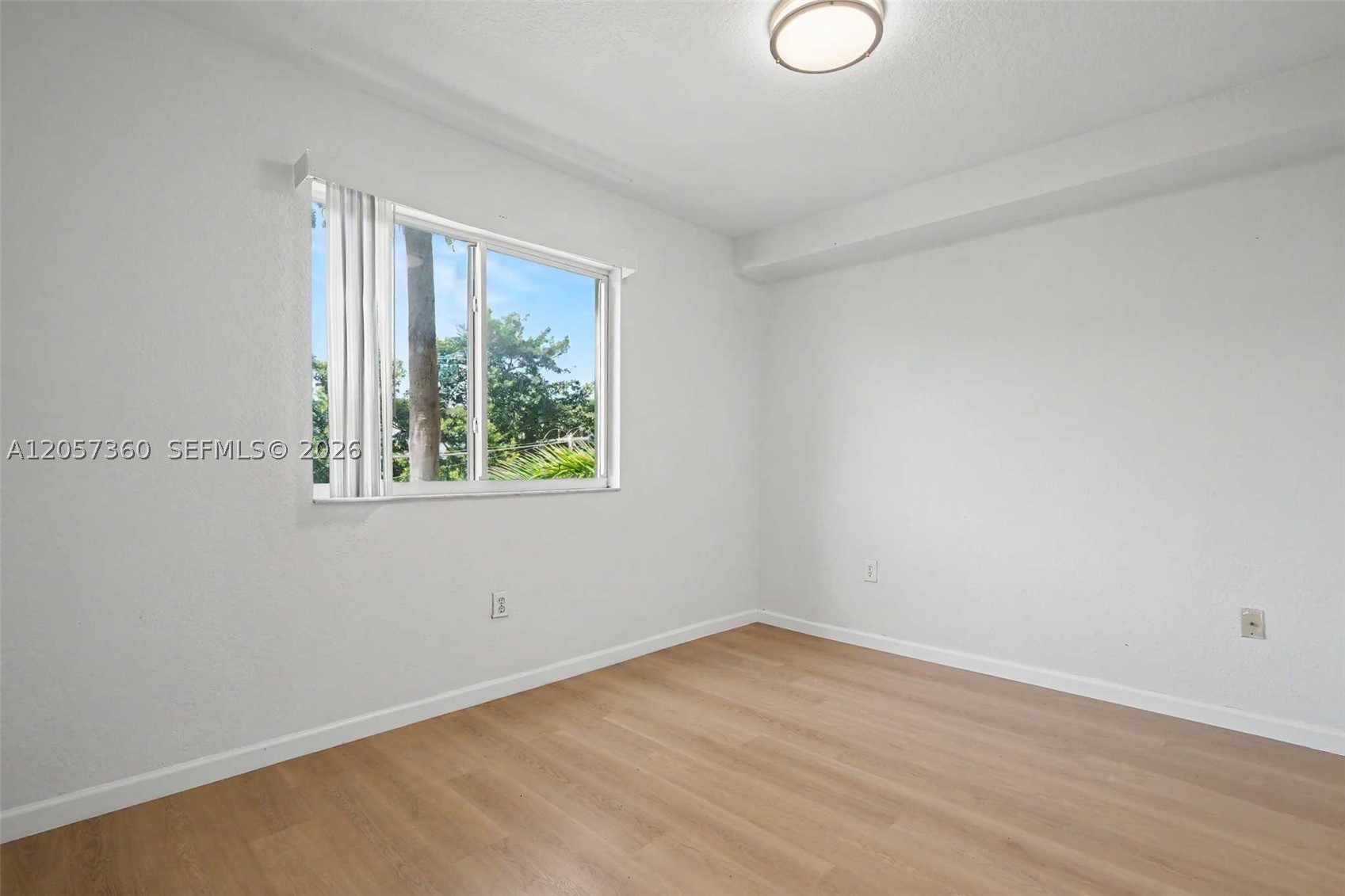 816 NW 11th St #402, Miami FL 33136