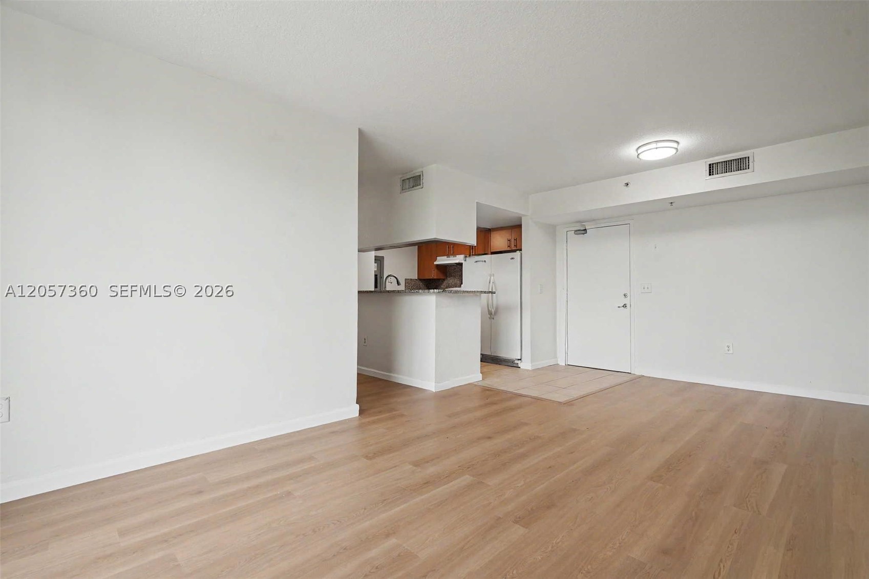 816 NW 11th St #402, Miami FL 33136