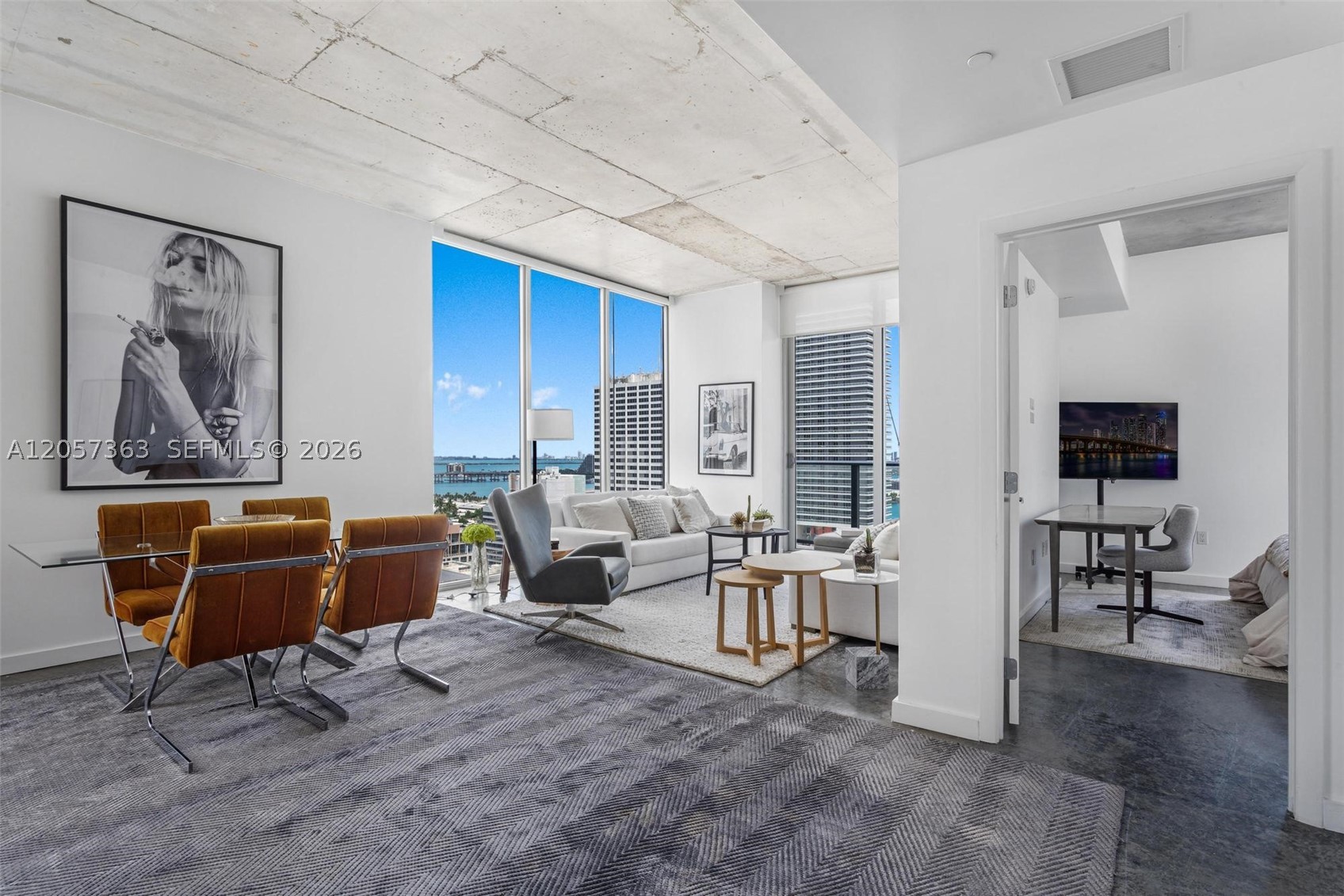 151 SE 1st St #2102, Miami FL 33131
