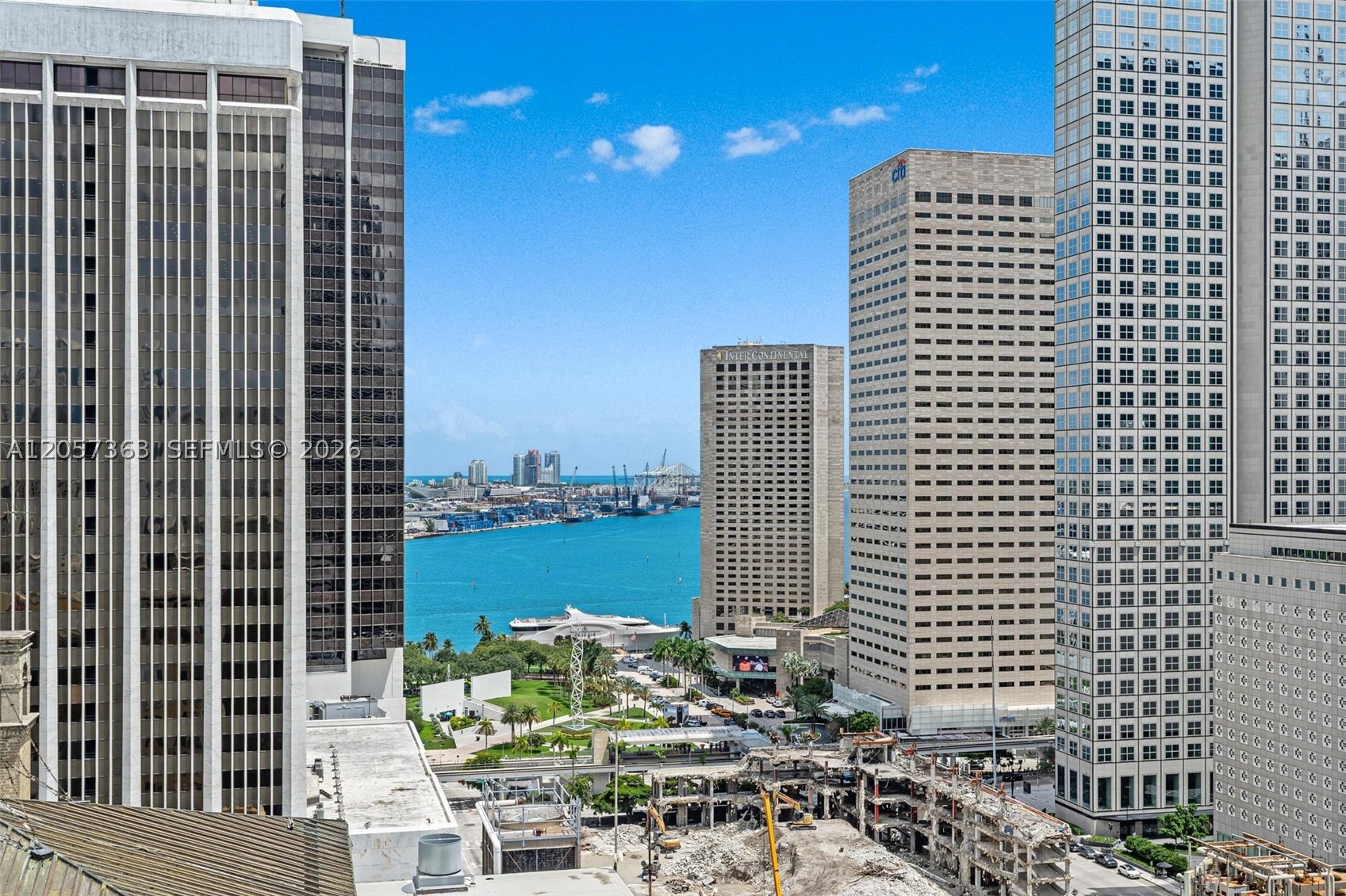 151 SE 1st St #2102, Miami FL 33131