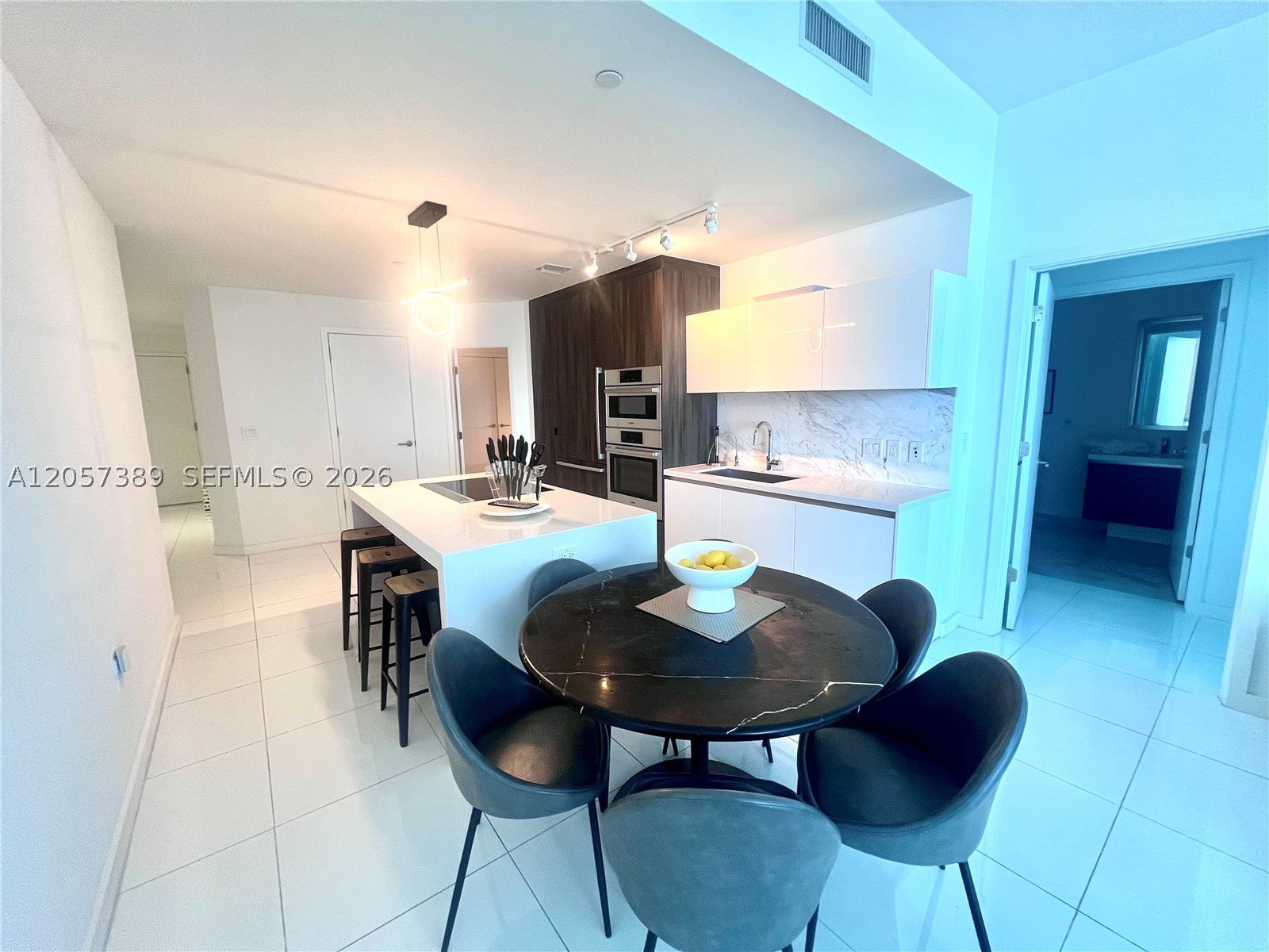 851 NE 1st Ave #1907, Miami FL 33132