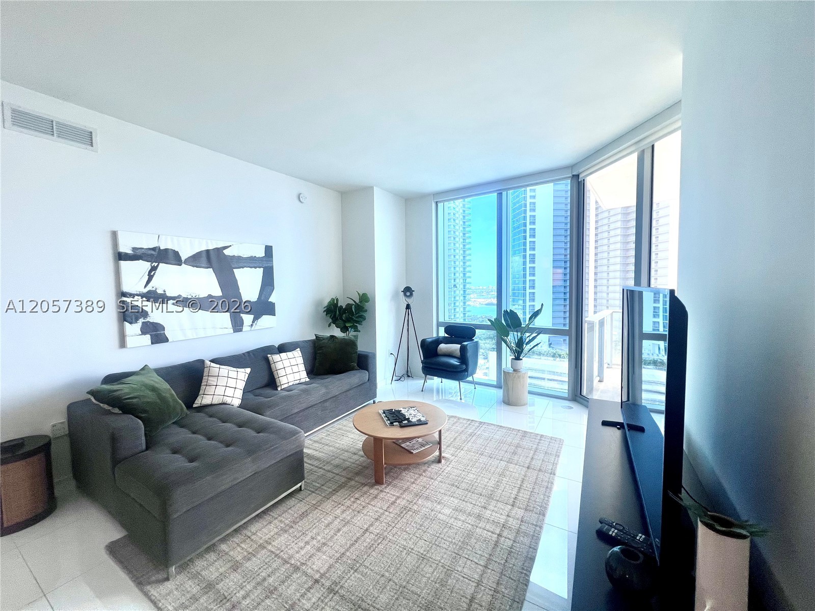 851 NE 1st Ave #1907, Miami FL 33132