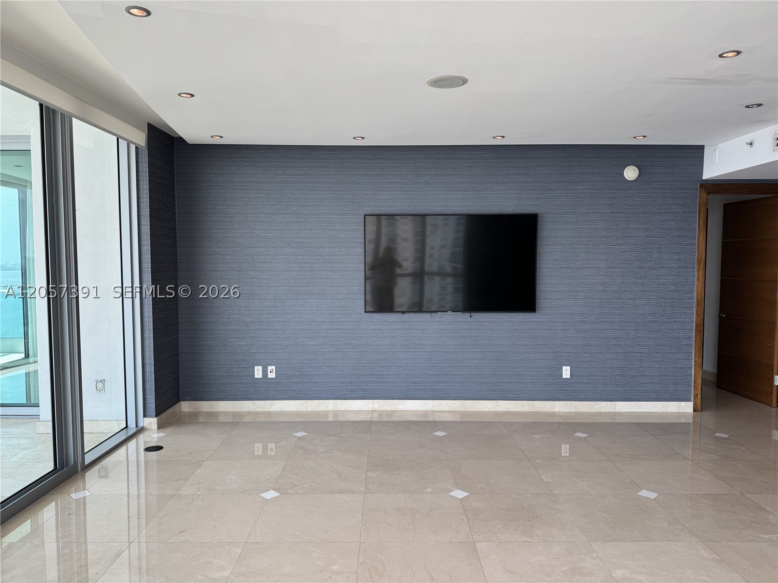 1331 Brickell Bay Dr #2801, Miami FL 33131