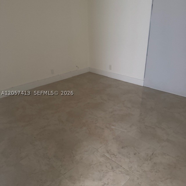 Aventura FL 33180 - A12057413