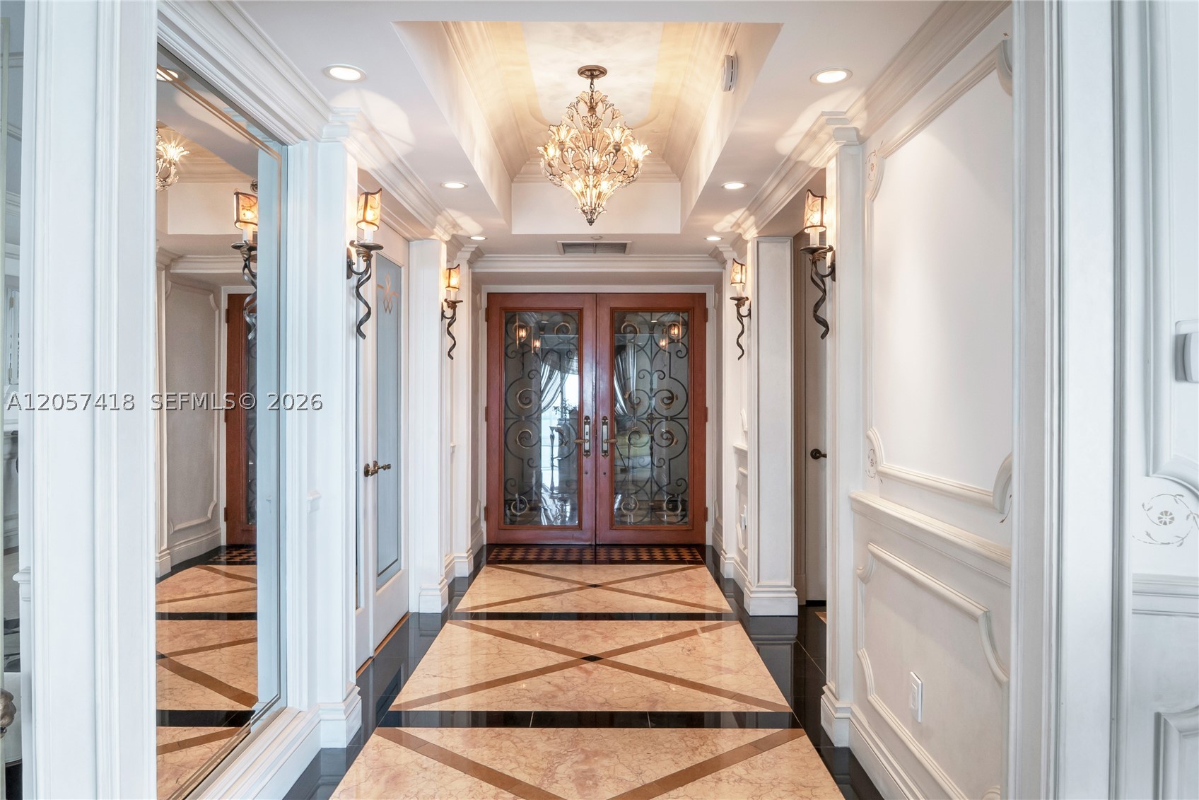 1000 S Pointe Dr #2501, Miami Beach FL 33139