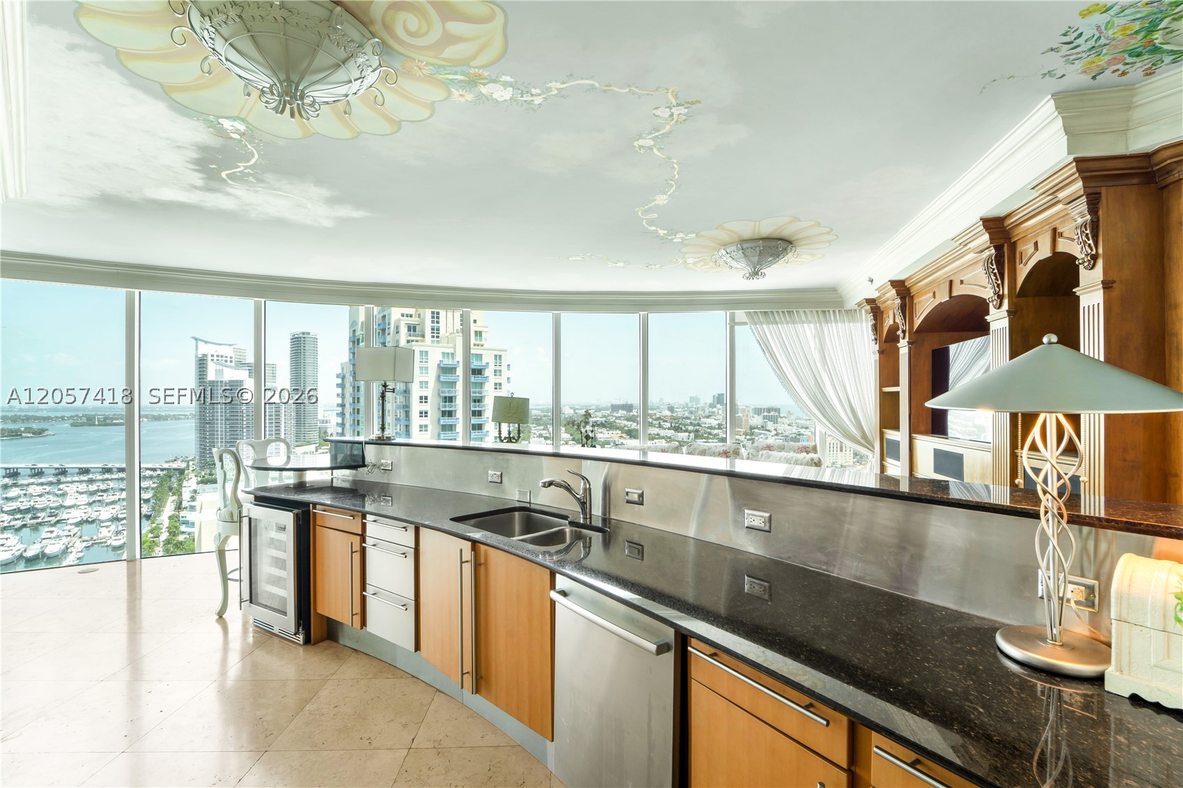 1000 S Pointe Dr #2501, Miami Beach FL 33139
