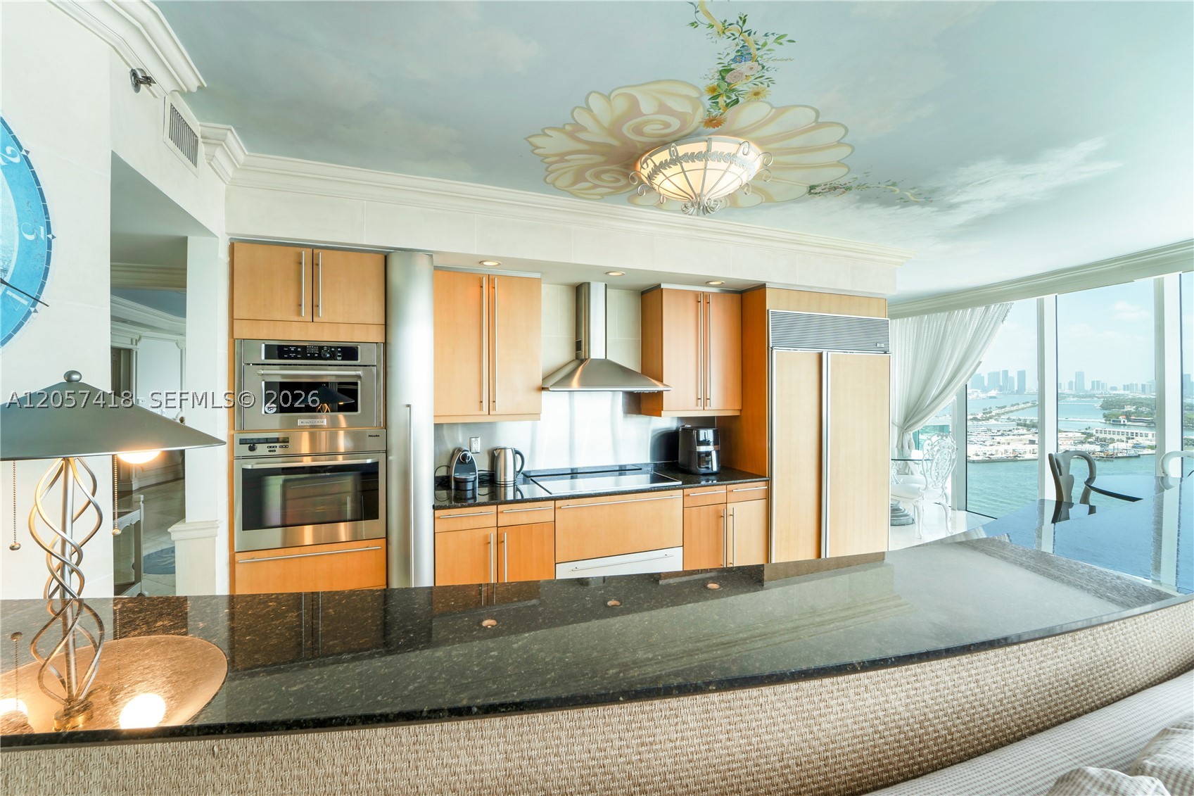 1000 S Pointe Dr #2501, Miami Beach FL 33139