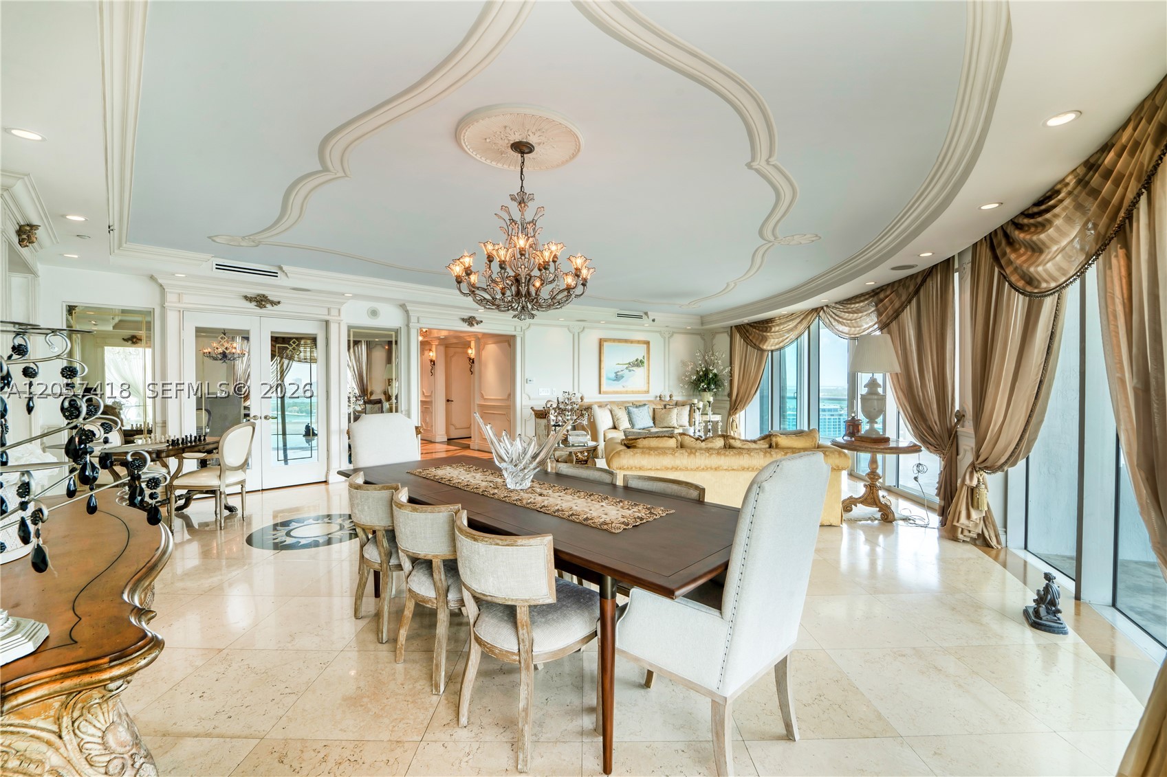 1000 S Pointe Dr #2501, Miami Beach FL 33139