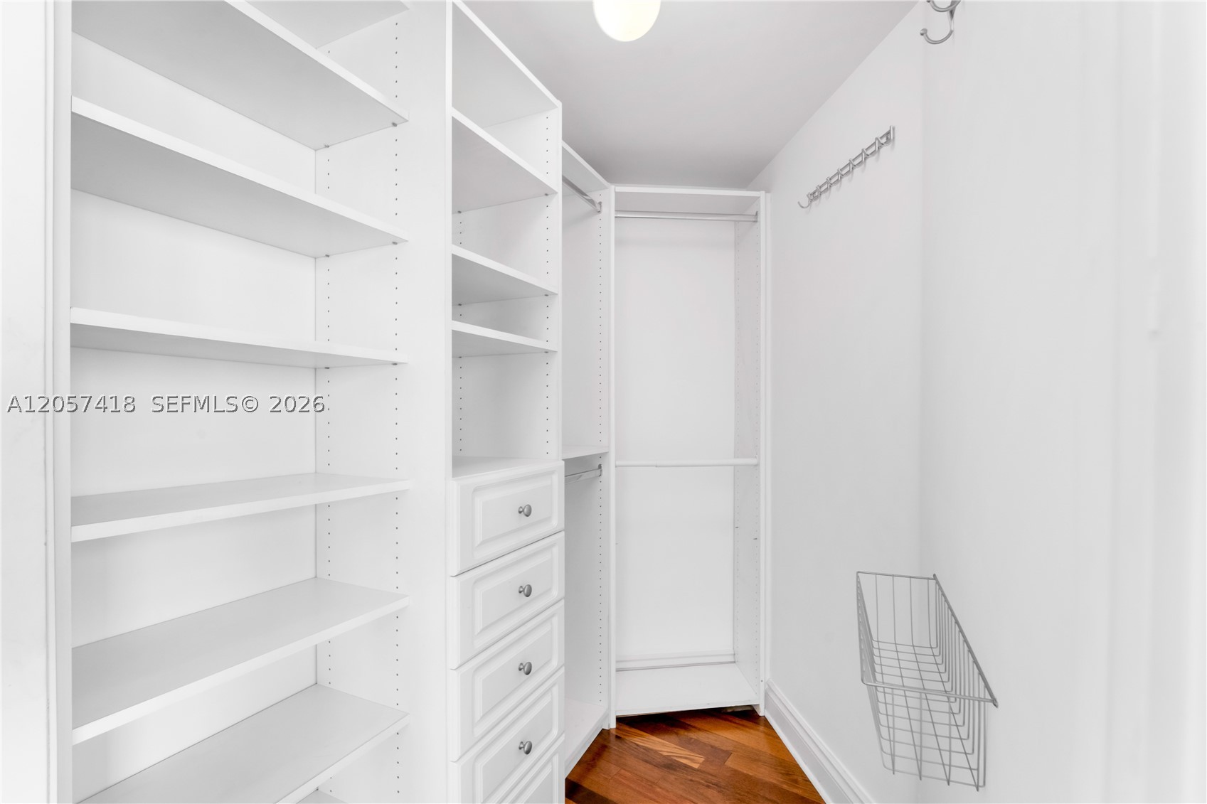 1000 S Pointe Dr #2501, Miami Beach FL 33139