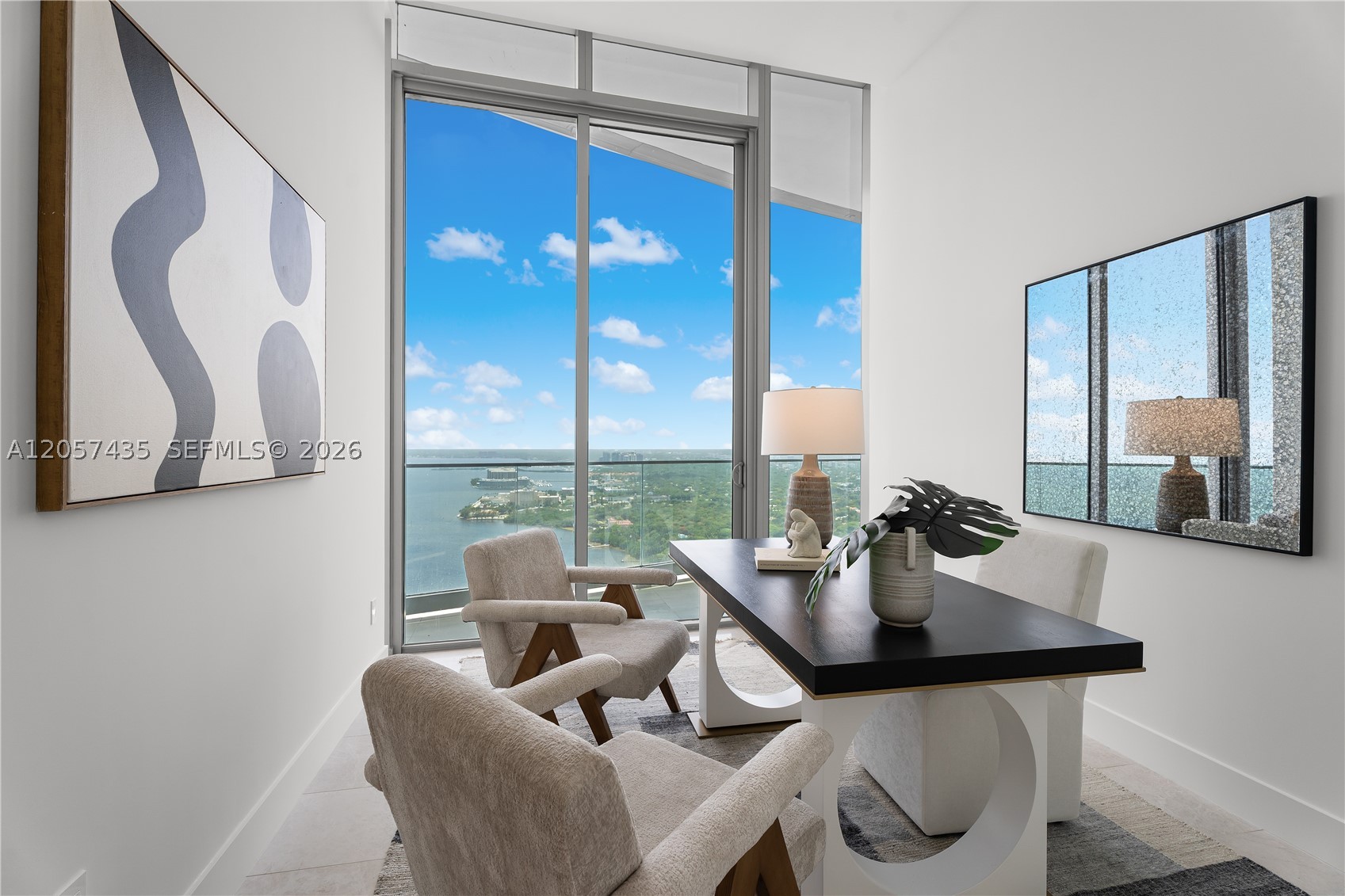 175 SE 25th St #4302, Miami FL 33129