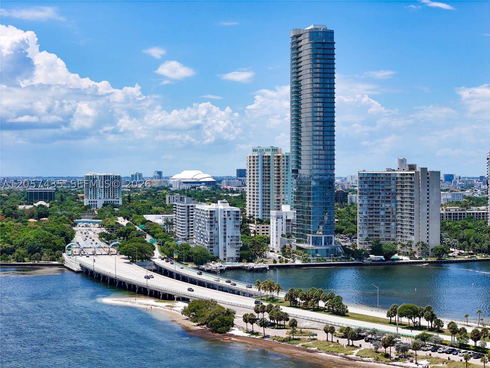 175 SE 25th St #4302, Miami FL 33129