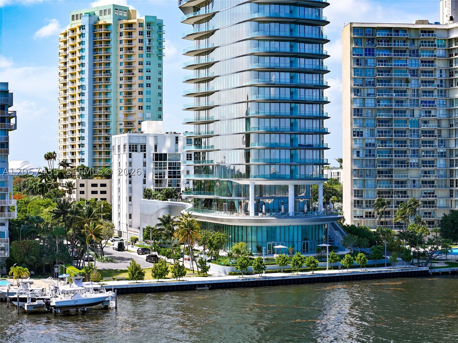 175 SE 25th St #4302, Miami FL 33129