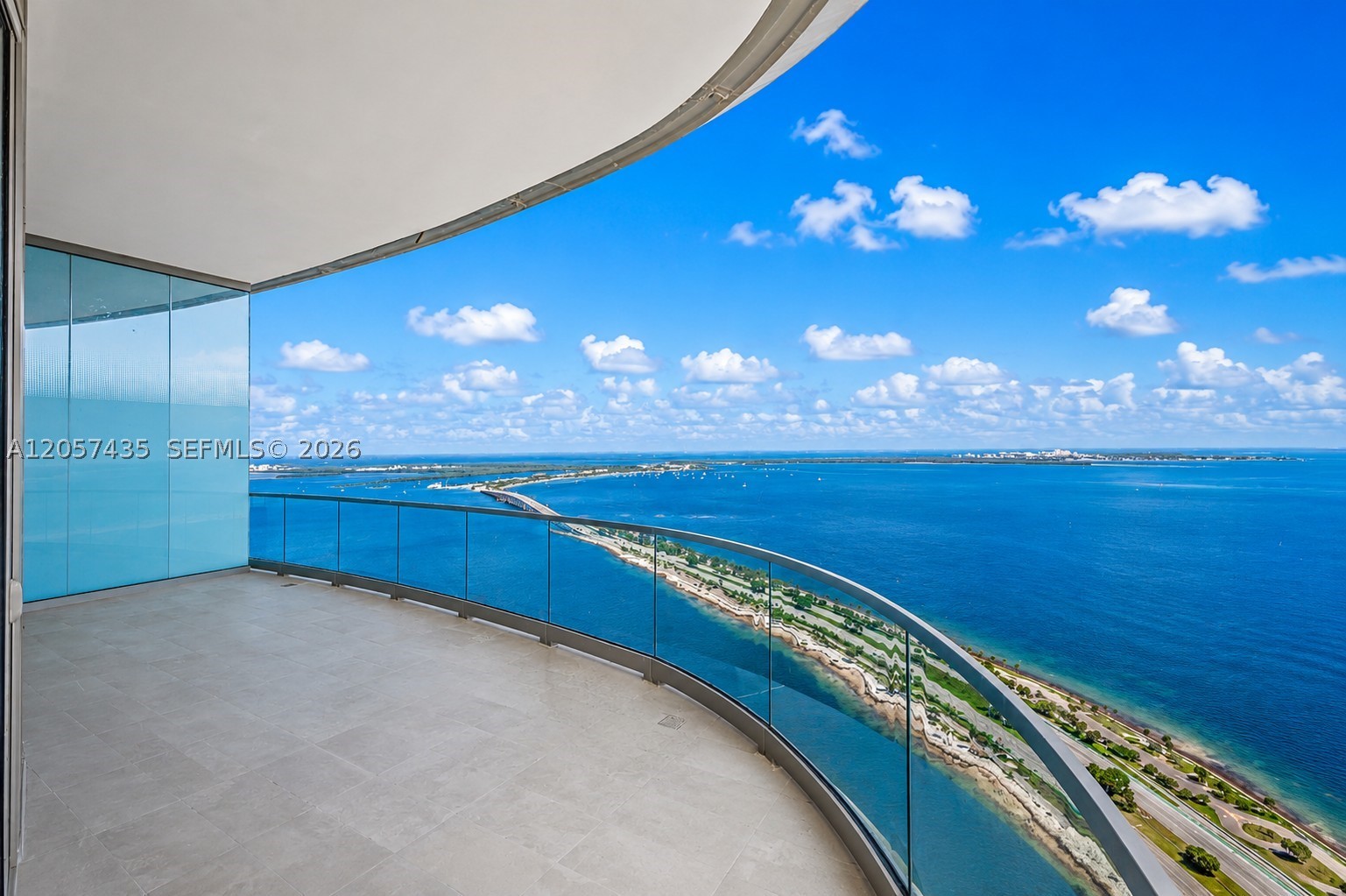 175 SE 25th St #4302, Miami FL 33129