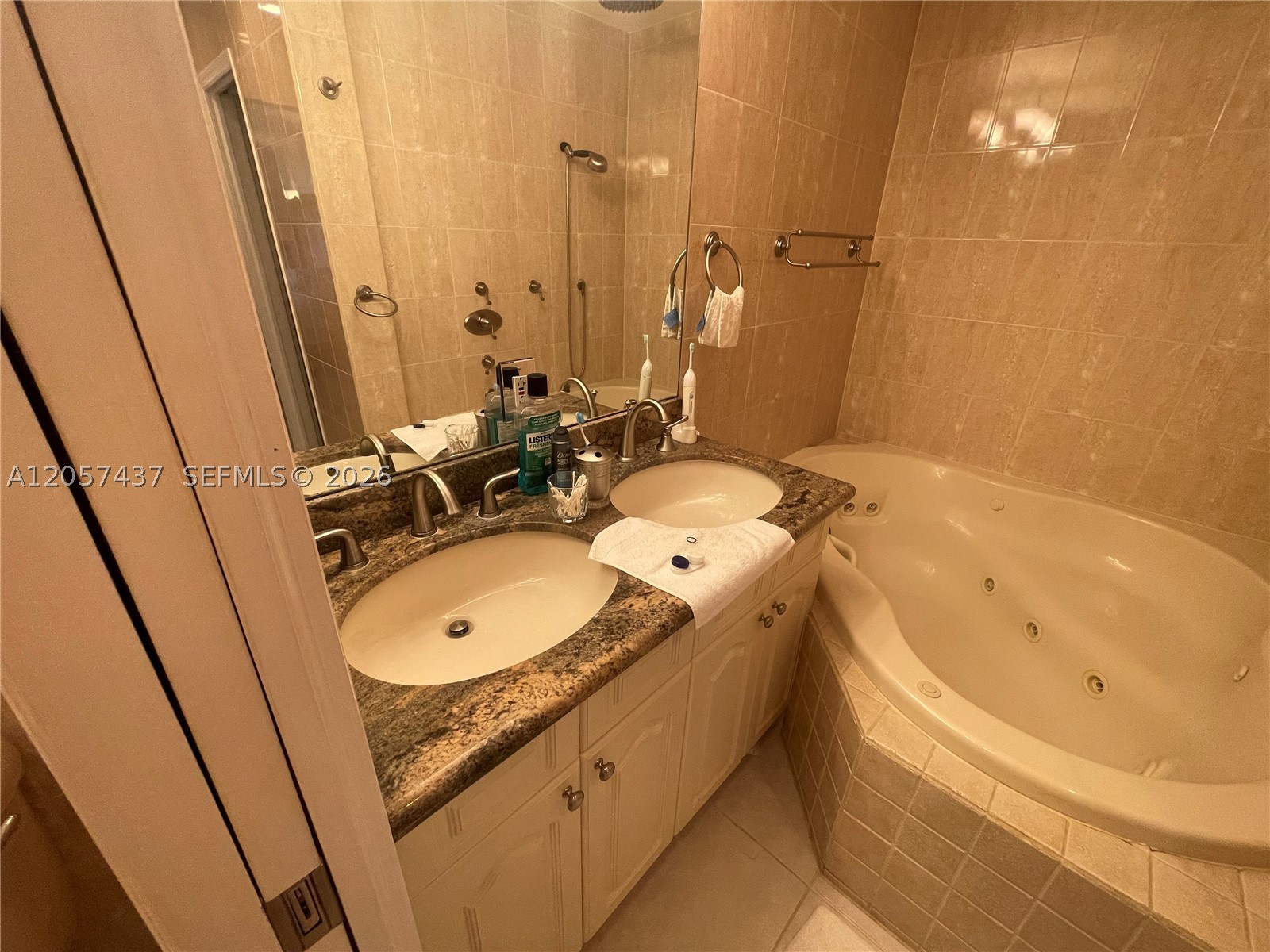 6339 Bay Club Dr #2, Fort Lauderdale FL 33308