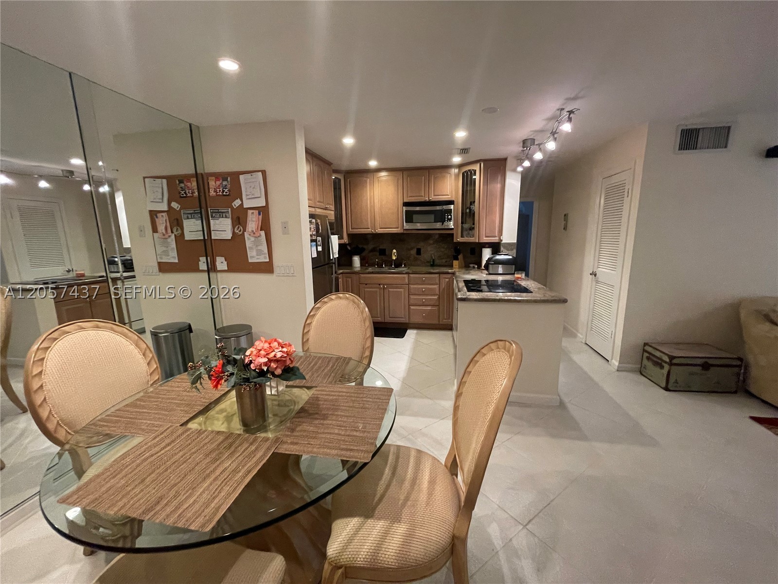 6339 Bay Club Dr #2, Fort Lauderdale FL 33308