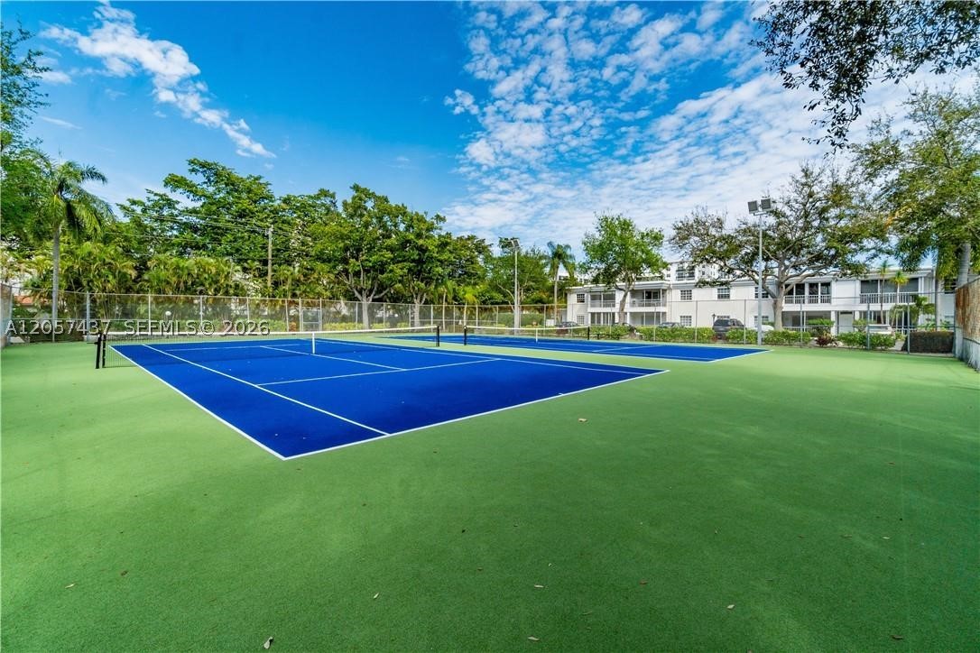 6339 Bay Club Dr #2, Fort Lauderdale FL 33308