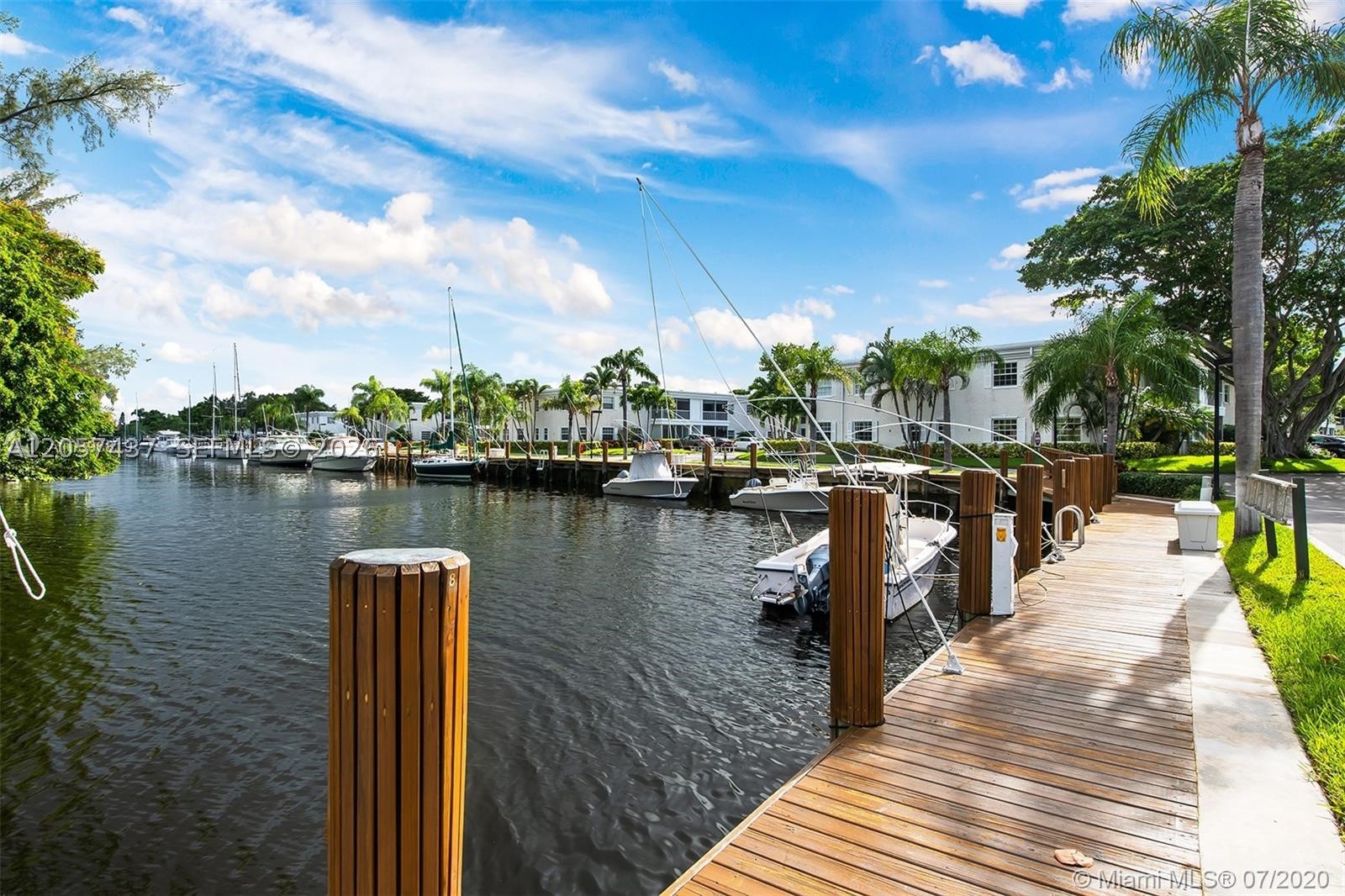 6339 Bay Club Dr #2, Fort Lauderdale FL 33308