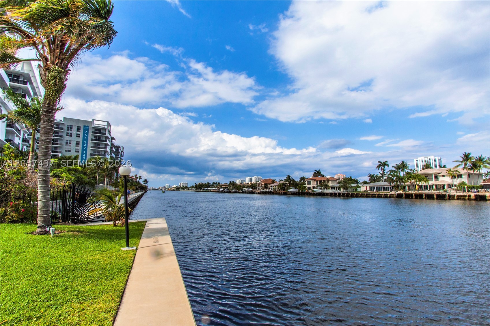 6339 Bay Club Dr #2, Fort Lauderdale FL 33308