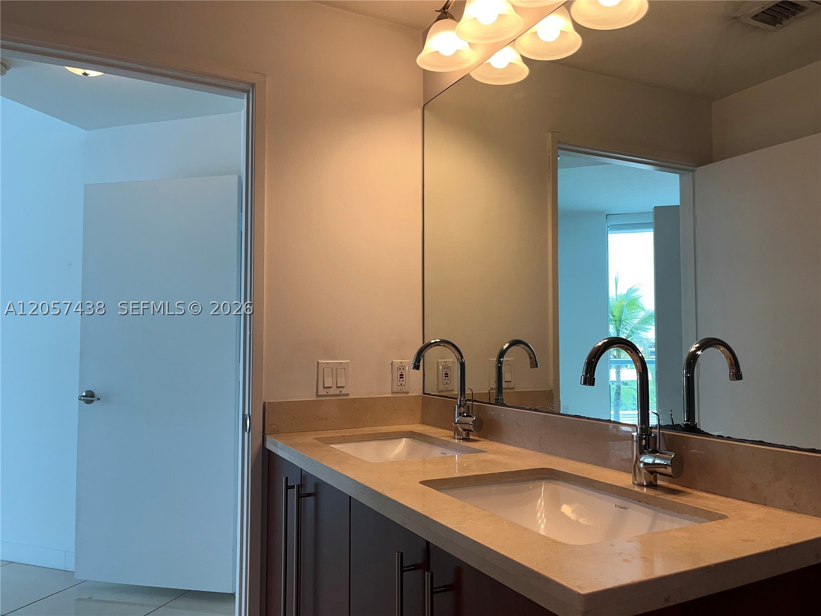 1111 SW 1st Ave #1025-N, Miami FL 33130