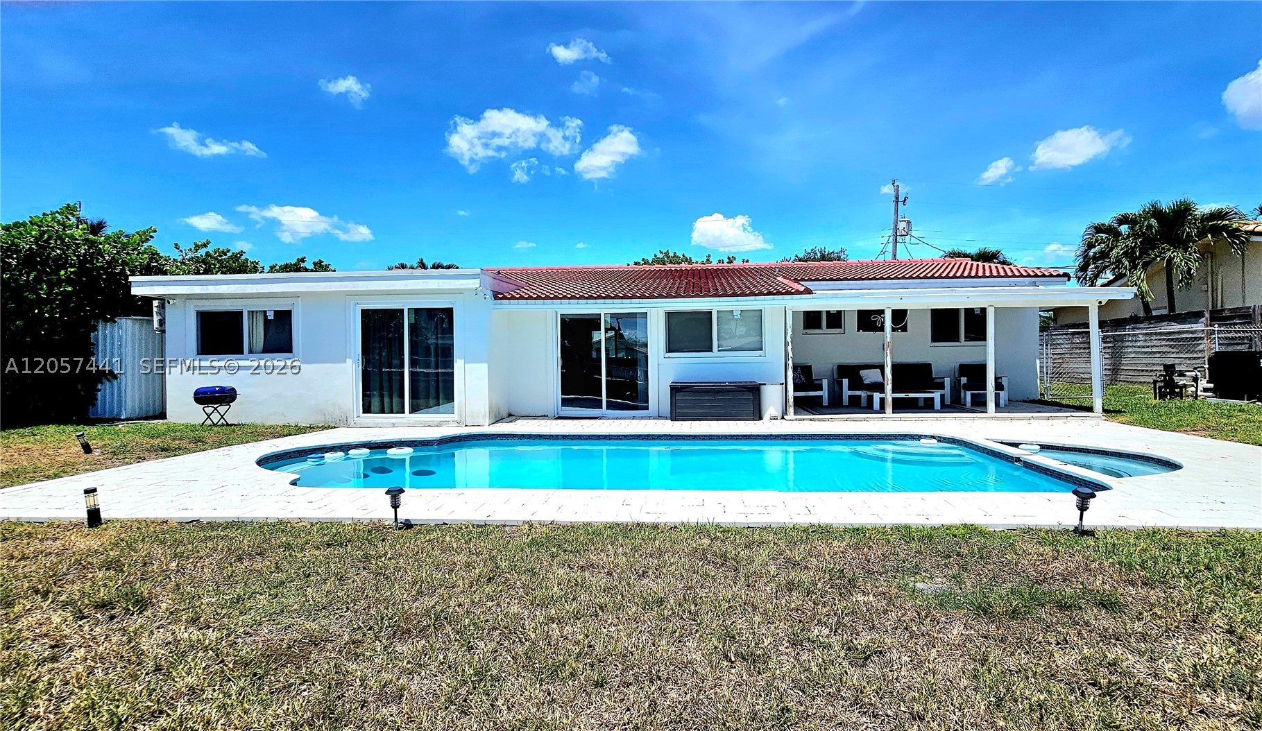 1430 NE 53rd Ct, Fort Lauderdale FL 33334