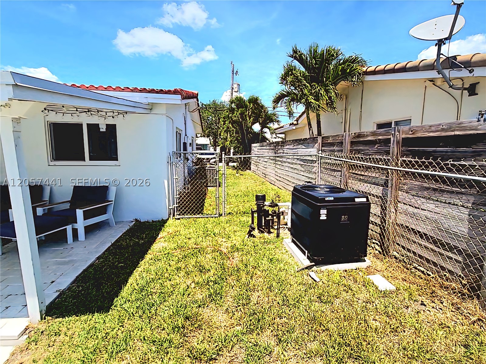 1430 NE 53rd Ct, Fort Lauderdale FL 33334