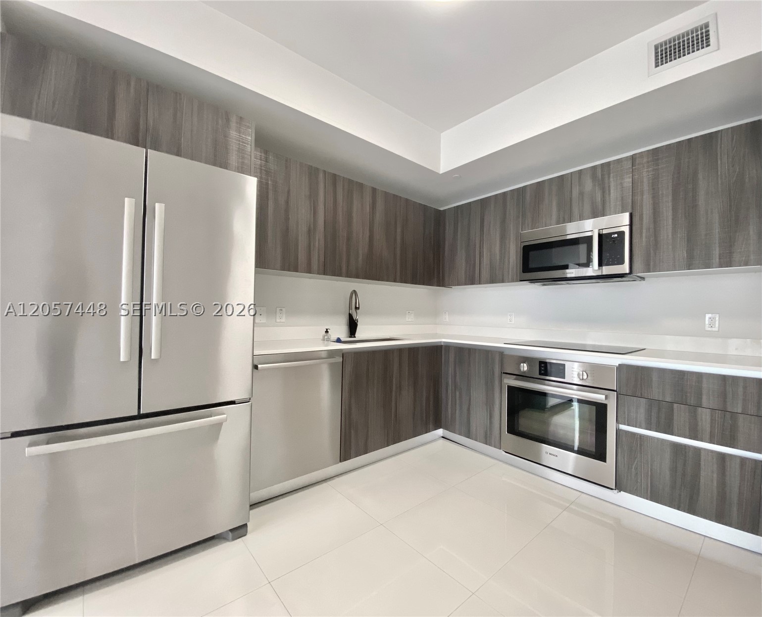 488 NE 18th St #4103, Miami FL 33132