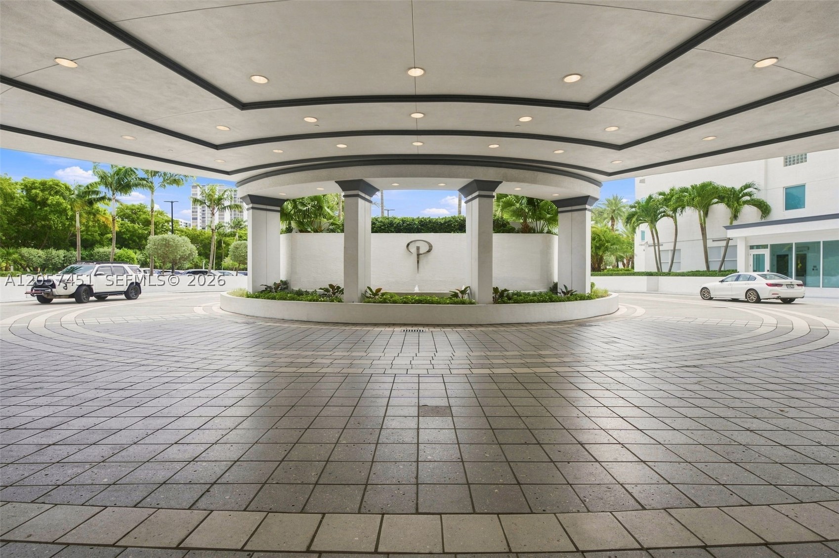 3201 NE 183rd St #2104, Aventura FL 33160