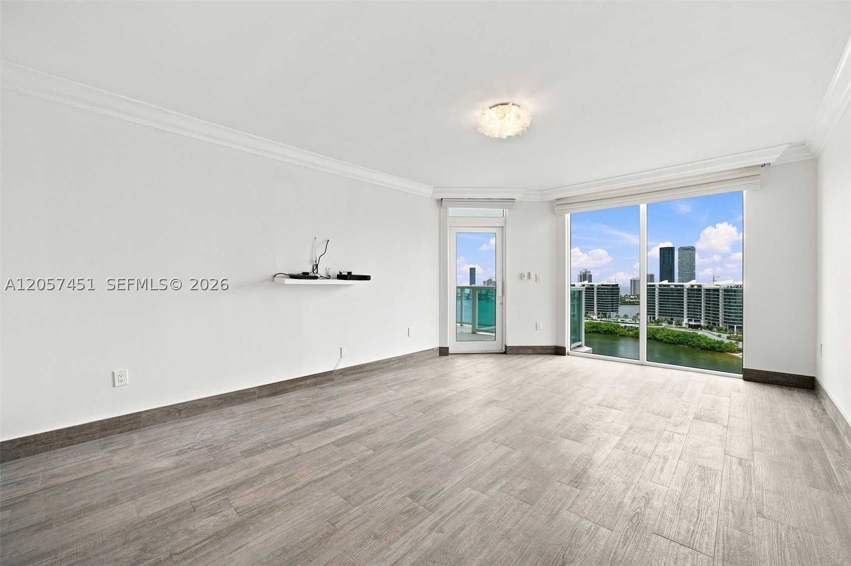 3201 NE 183rd St #2104, Aventura FL 33160