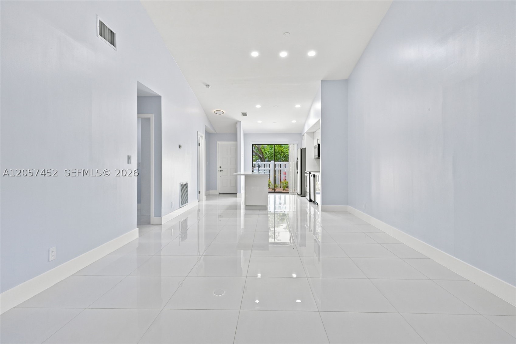 3895 N Carambola Cir N #29128, Coconut Creek FL 33066